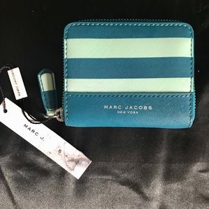 NWT MARC JACOBS zippy wallet/coin purse